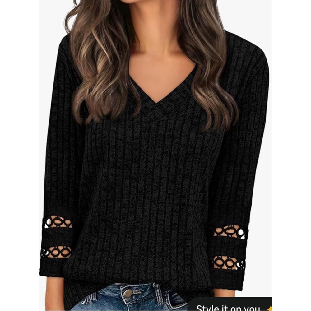 NWT Pretty Garden Size Med Women's Black V-Neck Knit Sweater - Picture 1 of 3